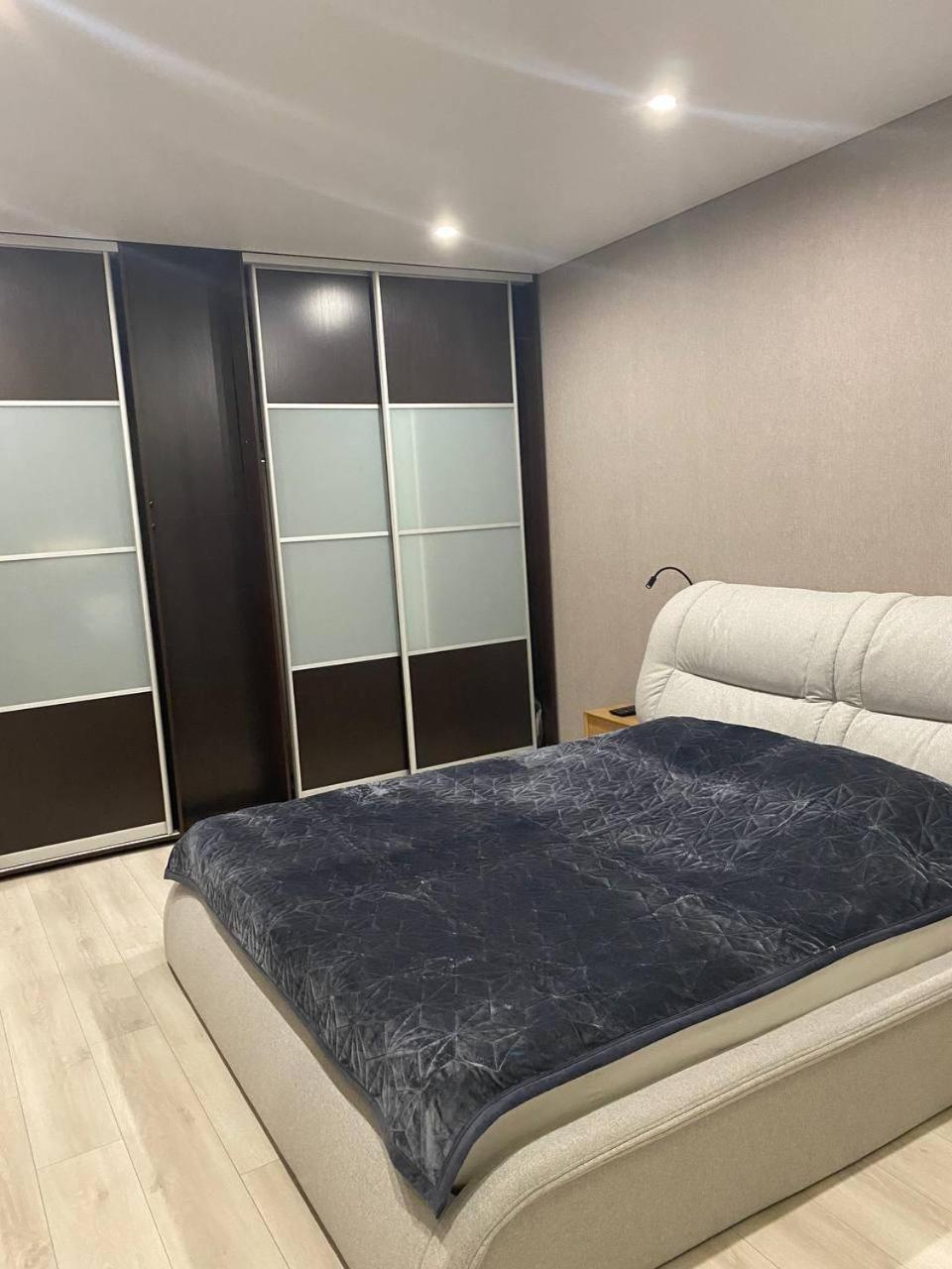 Apartpoltava Двокімнатні Апартаменти З Джакузі Біля Листопаду Esterno foto