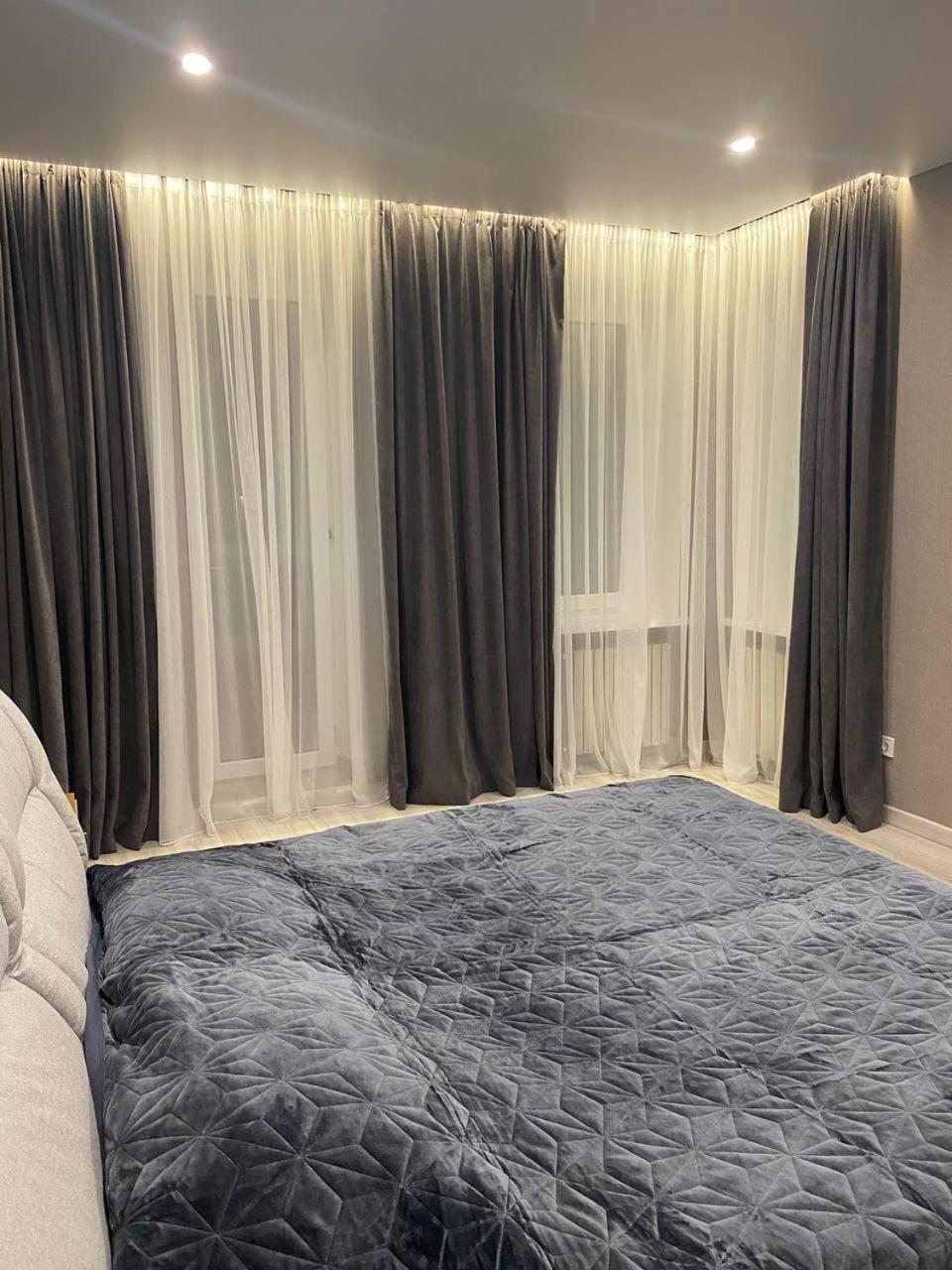 Apartpoltava Двокімнатні Апартаменти З Джакузі Біля Листопаду Esterno foto